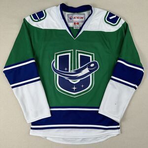 CCM Utica Comets‎ Hockey Jersey Alternate Logo Adult Small Green White AHL